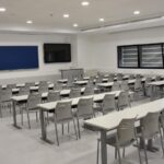 Imagen de un aula vacía de los centros de estudio de San Pablo Andalucía CEU