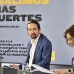 Pablo Iglesias y María Jesús Montero en la rueda de prensa del Consejo de Ministros