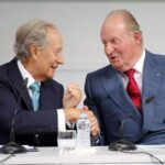 el Rey Juan Carlos I con el empresario Juan Miguel Villar Mir