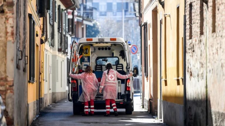 Una ambulancia en Codogno, en el norte de Italia