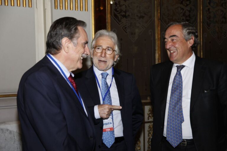 Premio Carlos Humanes