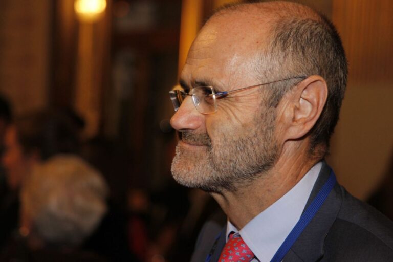 Premio Carlos Humanes