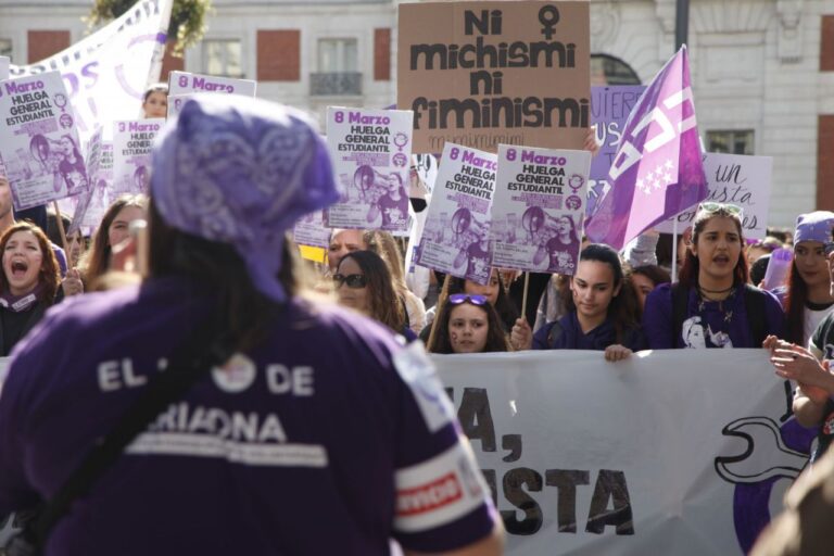 Huega feminista 8m 2019