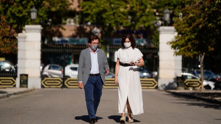 Isabel Díaz Ayuso y José Luis Martínez Almeida