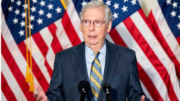 El senador por Kentucky y líder del partido republicano en el Senado, Mitch Mcconnell