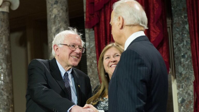 Bernie Sanders y Joe Biden