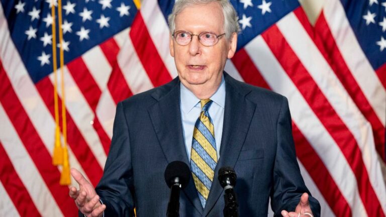 El senador por Kentucky y líder del partido republicano en el Senado, Mitch Mcconnell