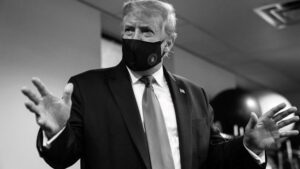 El presidente de Estados Unidos, Donald Trump, con una mascarilla