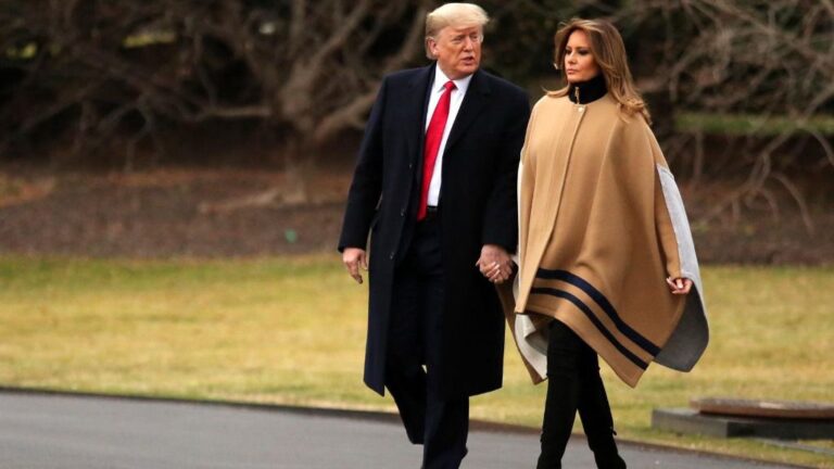 El presidente de Estados Unidos, Donald Trump, y la primera dama, Melania Trump, se disponen a pasar un fin de semana en su resort de Mar-a-Lago