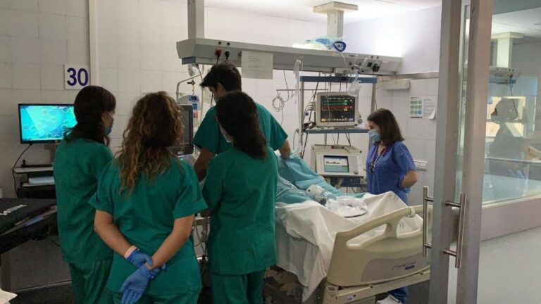 UCI del Hospital Regional de Málaga