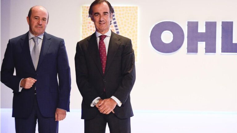 El presidente de OHL, Juan Villar-Mir, y el consejero delegado, Juan Antonio Fernández Gallar