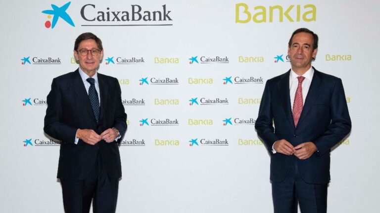 José Ignacio Goirigolzarri y Gonzalo Gortázar caixabank bankia