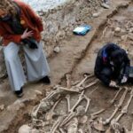 La consellera de Justicia Ester Capella visita la excavación de la fosa común del cementerio de Salomó