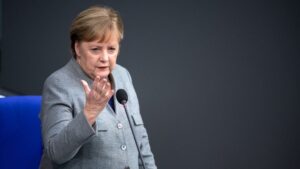 La canciller alemana, Angela Merkel, durante su intervención en el Bundestag