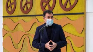 El conselleiro de Cultura, Educación e Universidade, Román Rodríguez, en la presentación del mural de Luís Seoane en la Cidade da Cultura