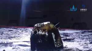 Imagen del retornador de la misión Chang'e 5 tras volver a la Tierra