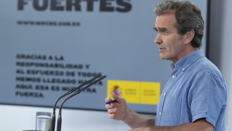 El director del Centro de Coordinación de Alertas y Emergencias Sanitarias, Fernando Simón