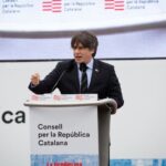 El expresidente de la Generalitat de Cataluña Carles Puigdemont interviene en el acto del Consell de la República en Perpiñán (Francia)