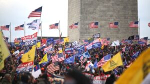 Manifestantes a favor de Trump cerca del Capitolio