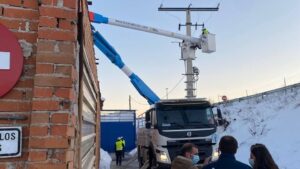 Naturgy trabaja esta tarde para desconectar puntos sospechosos de sobrecarga en Cañada Real