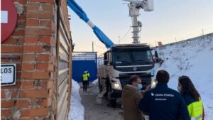 Naturgy trabaja esta tarde para desconectar puntos sospechosos de sobrecarga en Cañada Real