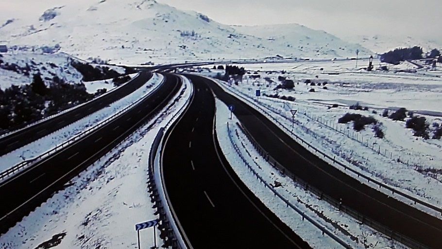 Carreteras en la nevada.