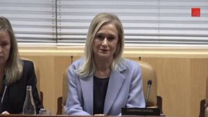 Cristina Cifuentes durante su comparecencia en la comisión que investiga el caso máster