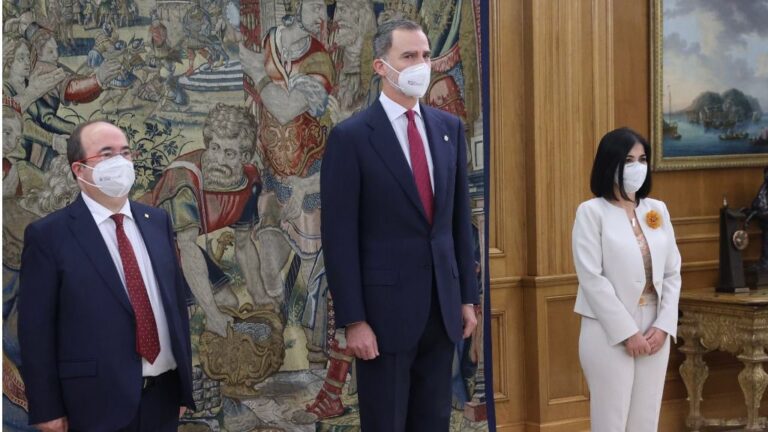 Felipe VI, Carolina Darias y Miquel Iceta