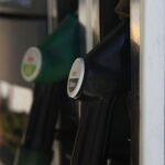 El precio de los carburantes prosigue su escalada y encadena su tercera subida