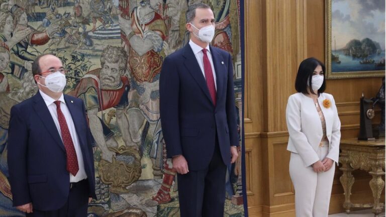 Felipe VI, Carolina Darias y Miquel Iceta