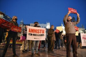 Concentración en Valencia para pedir la libertad del rapero Pablo Hasél - JORGE GIL- EUROPA PRESS