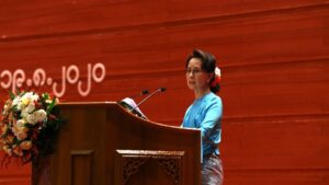 La líder 'de facto' de Birmania, Aung San Suu Kyi