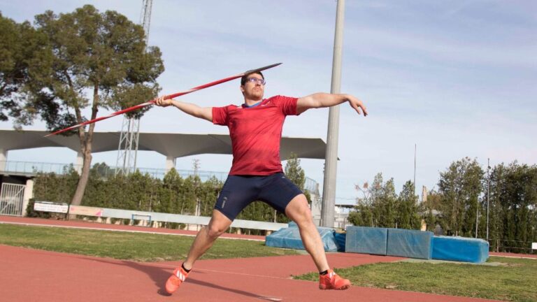El atleta español Héctor Cabrera durante un entrenamiento