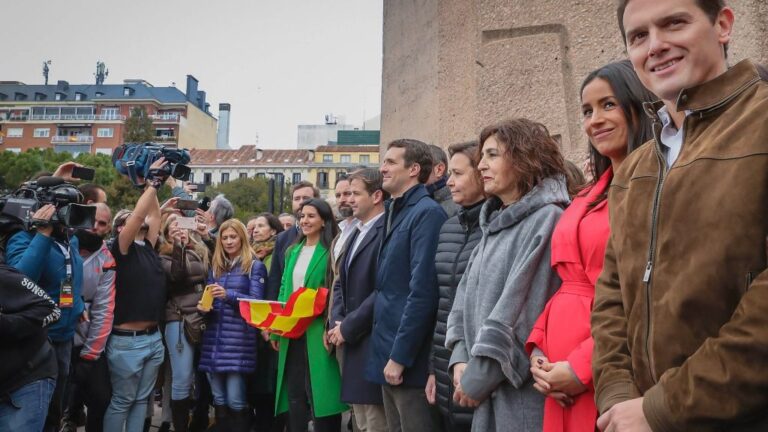 Pablo Casado, Albert Rivera y Santiago Abascal