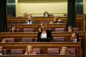 La diputada del PP, Margarita Prohens, en una sesión de control en el Congreso