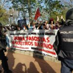 Protesta en Vallecas previa al acto de campaña de Vox