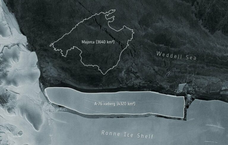 Iceberg A-76 desprendido de la plataforma de hielo de Ronne, con la isla de Mallorca dibujada al lado como referencia. / ESA