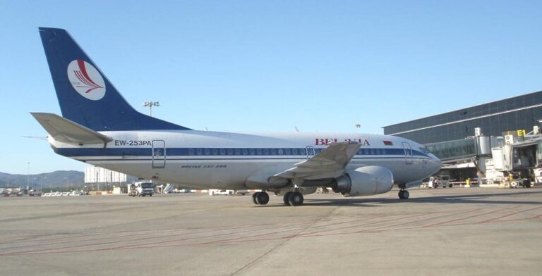 Imagen de archivo de un avión de Belavia Belarusian Airlines - AENA