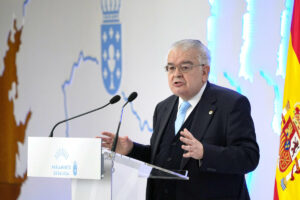 El presidente del Tribunal Constitucional, Juan José González Rivas, interviene en unas jornadas en el Parlamento de Galicia, a 12 de abril de 2021, en Santiago de Compostela, A Coruña, Galicia, (España). - Álvaro Ballesteros - Europa Press - Archivo