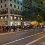 Cargas policiales en Argüelles tras la concentración por el asesinato de Samuel. - EUROPA PRESS