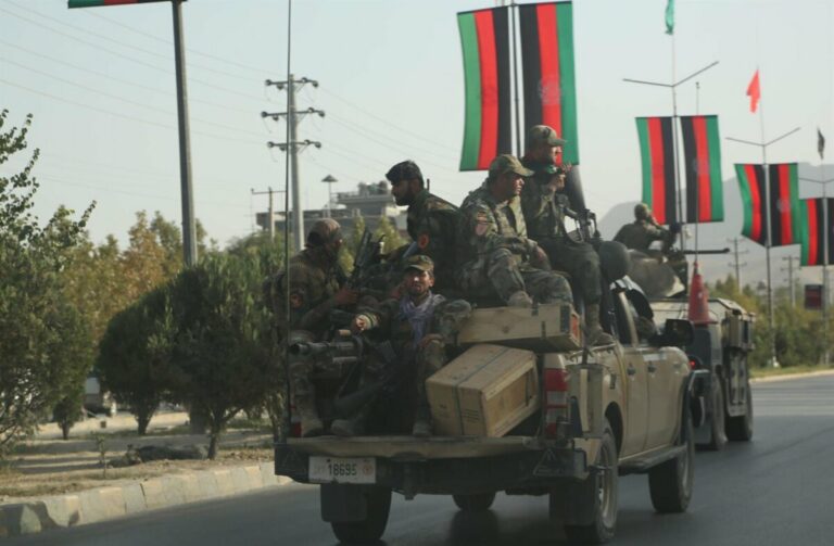 Vehículos militares en Kabul - RAHMATULLAH ALIZADAH / XINHUA NEWS / CONTACTOPHOTO