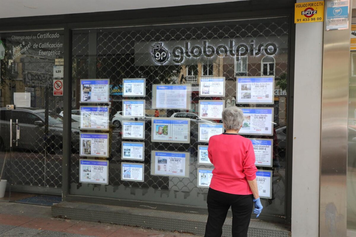 Economía.- Comprar una vivienda en España es hoy un 36% más barato que en 2007, según Fotocasa