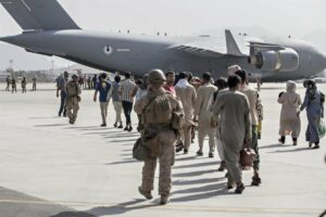 Evacuación en el aeropuerto de Kabul - SGT. SAMUEL RUIZ/U.S. MARINE / ZUMA PRESS / CONTAC