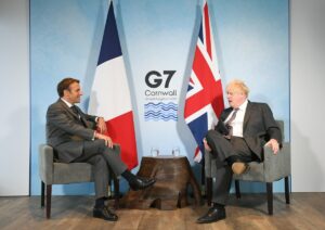 Emmanuel Macron y Boris Johnson en la cumbre del G7 en junio - Stefan Rousseau/PA Wire/dpa