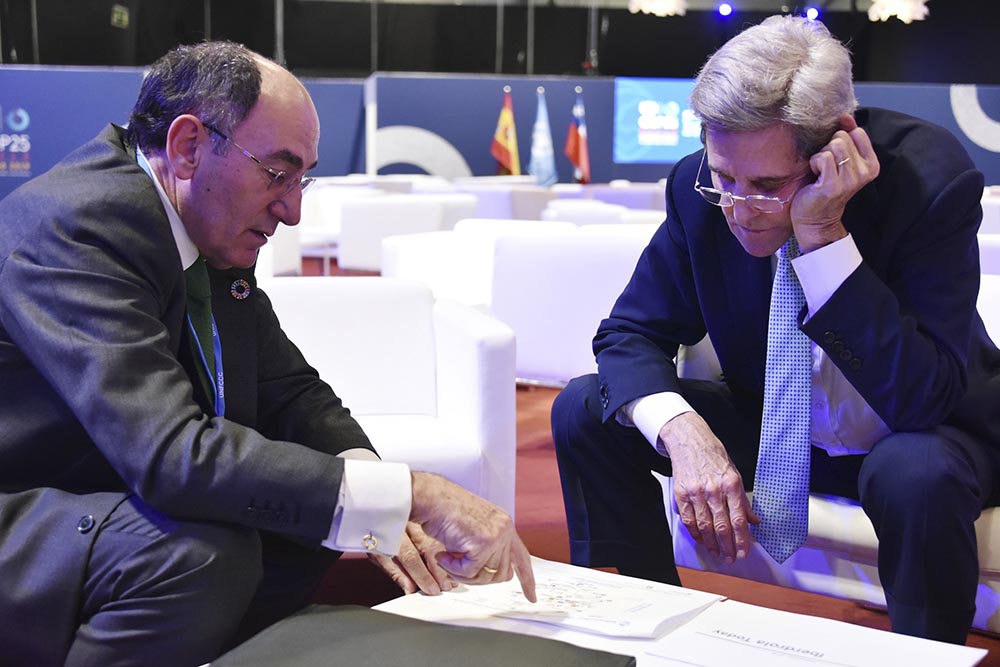 Ignacio Galán, presidente de Iberdrola, junto a John Kerry - Iberdrola