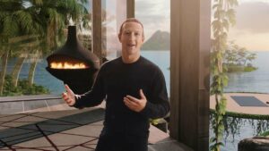 Un fotograma del discurso de presentación de Meta. Mark Zuckerberg dio la charla desde una casa ficticia en el metaverso, por la que paseaba, iba de habitación en habitación y en la que de vez en cuando aparecían y desaparecían amigos para echar partidas de ping-pong, jugar al ajedrez o surfear/ META / EFE