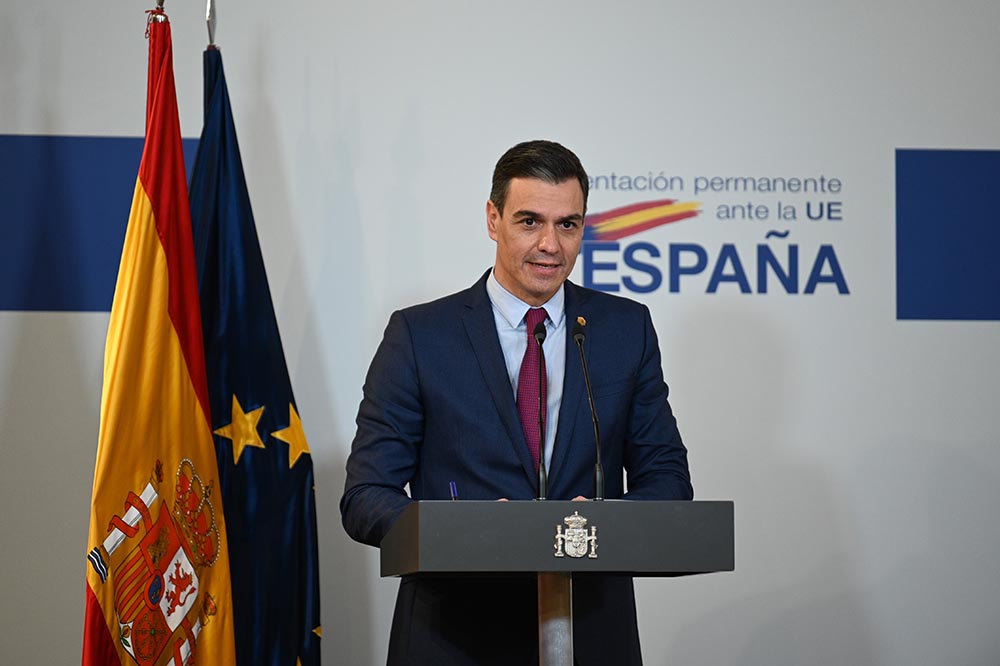 El presidente del Gobierno, Pedro Sánchez, en rueda de prensa en Bruselas - POOL MONCLOA/BORJA PUIG DE LA BELLACASA