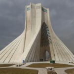 Tehran. Torre Azadi (Cortes&iacute;a de la Embajada de la Rep&uacute;blica Isl&aacute;mica de Ir&aacute;n)