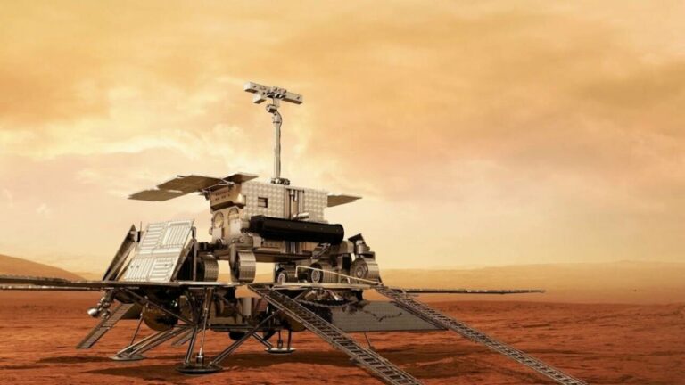 Ilustración del rover de la misión ExoMars 2022 antes de bajar de su plataforma en Marte. / ESA