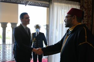El presidente del Gobierno, Pedro Sánchez, durante su reunión con el Rey Mohamed VI en Rabat - POOL MONCLOA/BORJA PUIG DE LA BELLACASA